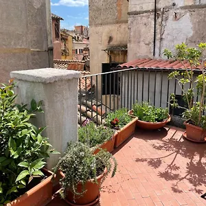 Campo De Fiori Palace Holiday home
